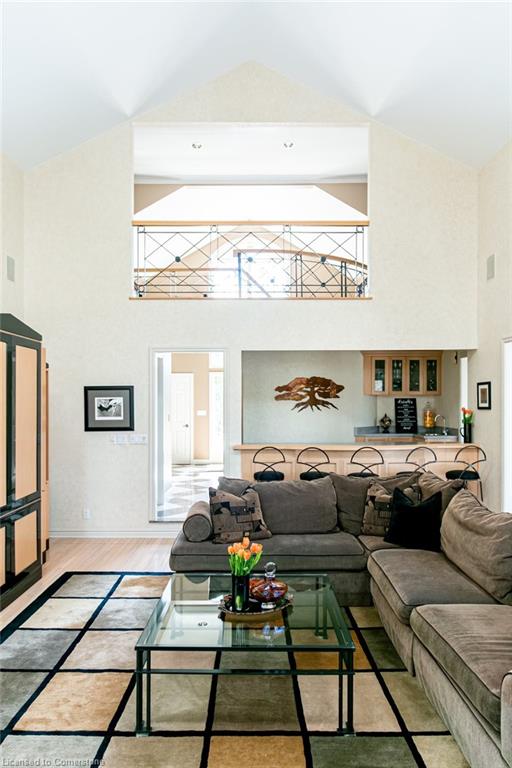 66b South Street W Property Photo 13