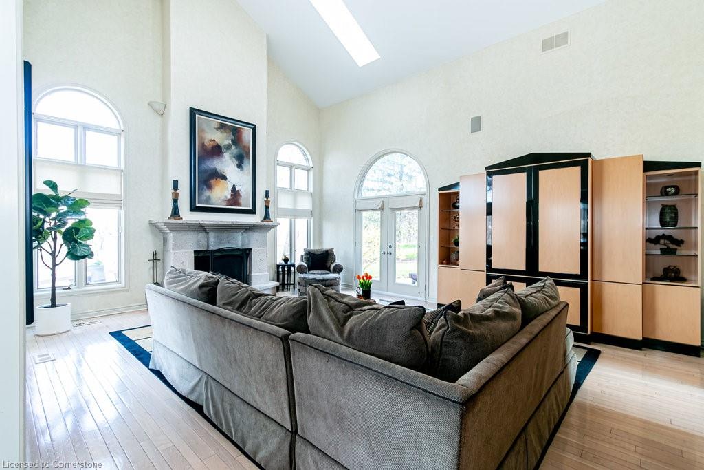 66b South Street W Property Photo 14