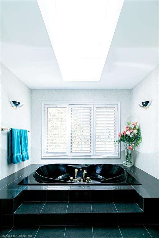 66b South Street W Property Photo 31