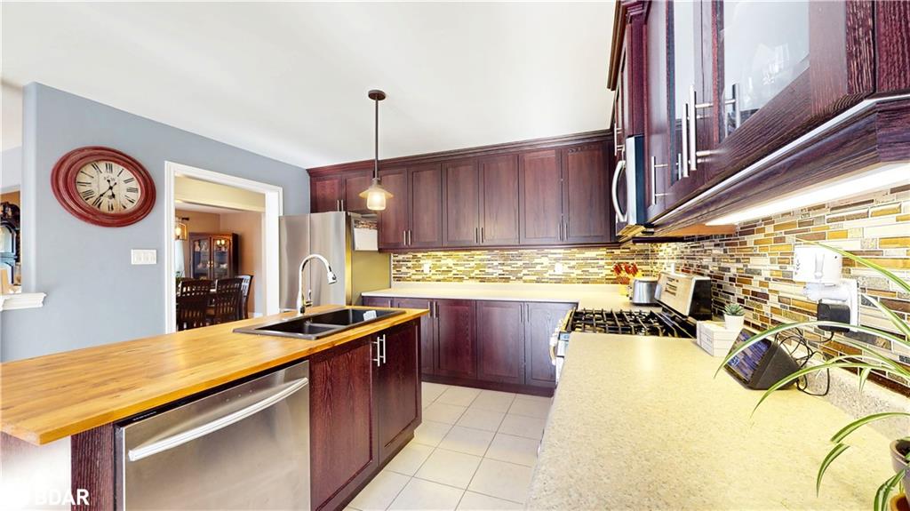 3086 Emperor Drive Drive Property Photo 14