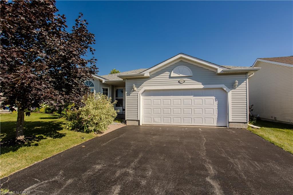 109 Emerald Court Property Photo 1