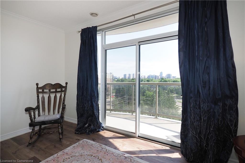 701-255 Keats Way Property Photo 17