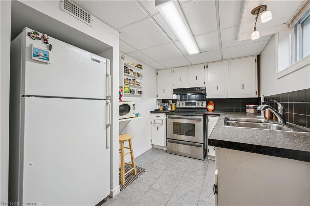 854 Guelph Street Property Photo 24