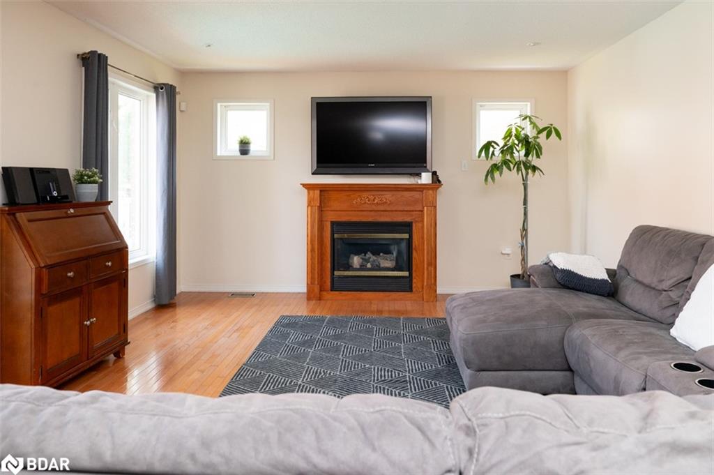 49 Montebello Crescent Property Photo 22