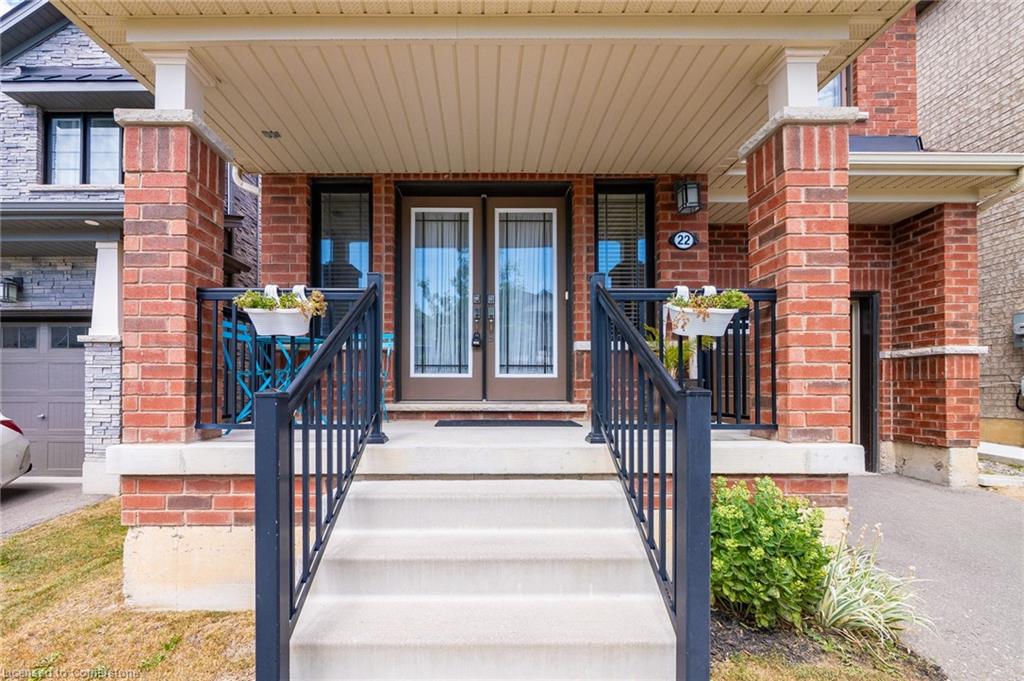 22 Scarletwood Street Street Property Photo 5