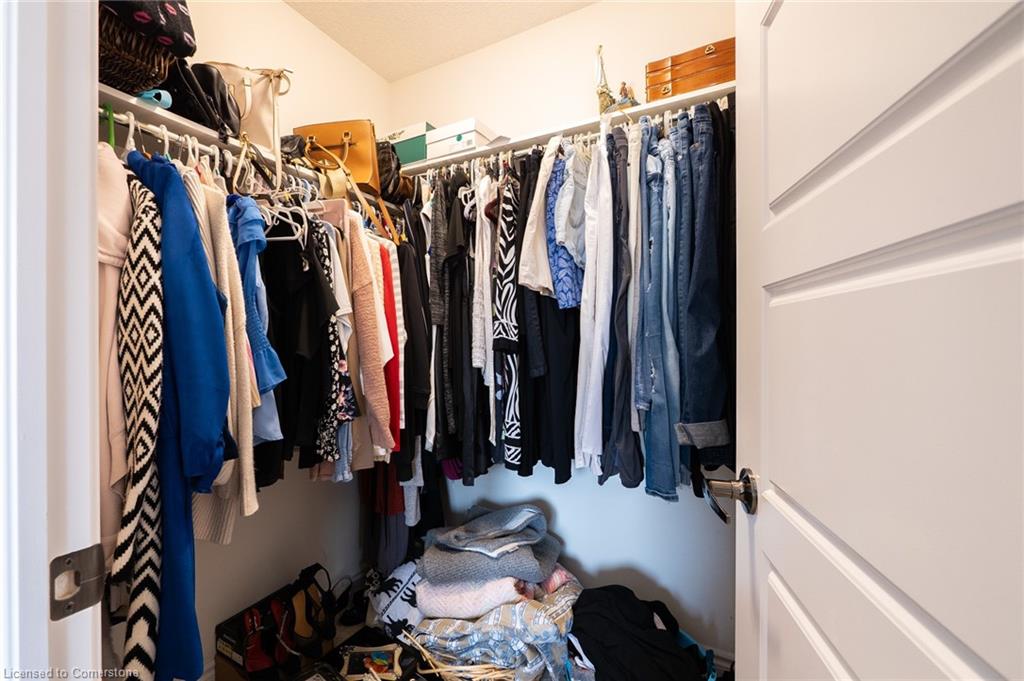 22 Scarletwood Street Street Property Photo 38