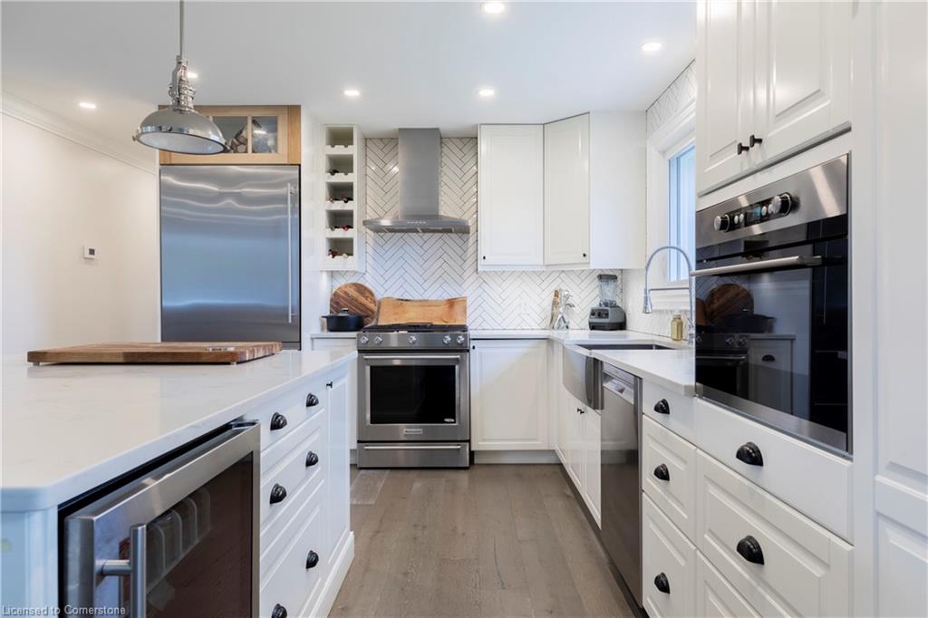 1506 6th Concession Road W Property Photo 6