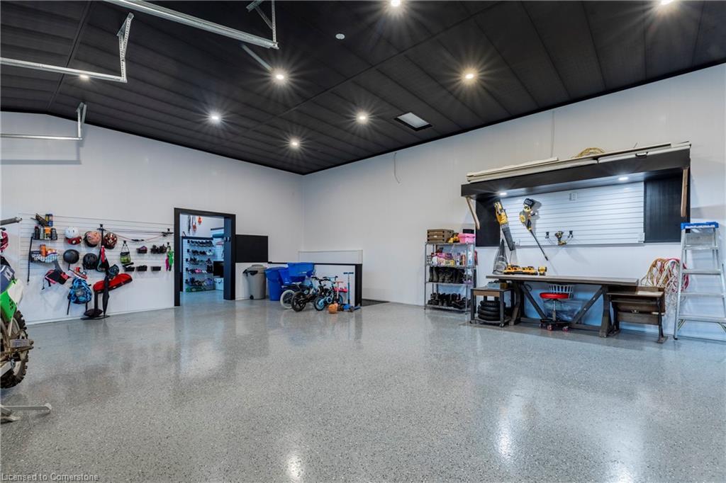 1506 6th Concession Road W Property Photo 30