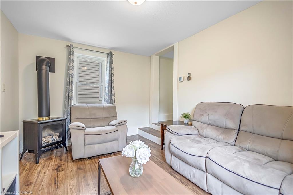143 Campbell Street Property Photo 6