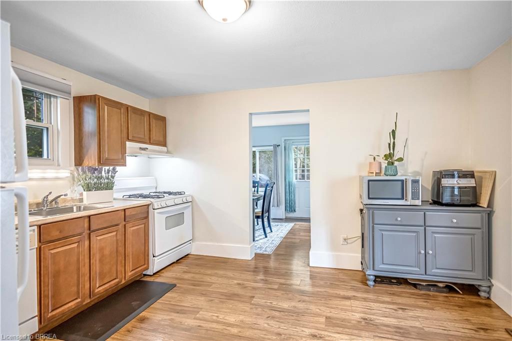 143 Campbell Street Property Photo 8