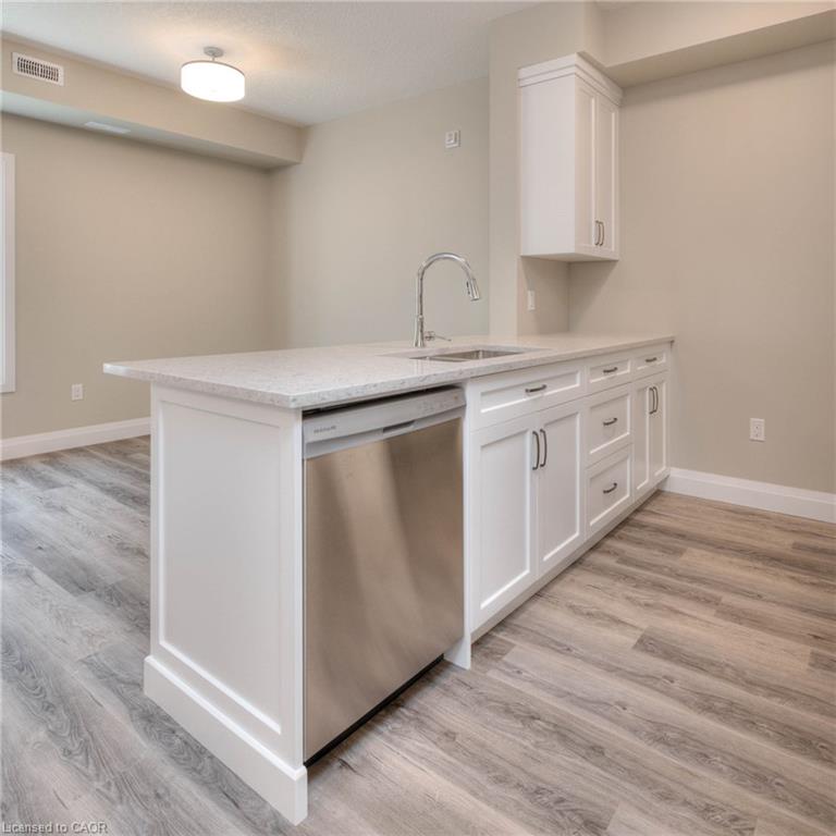 3-33 Murray Court Property Photo 10