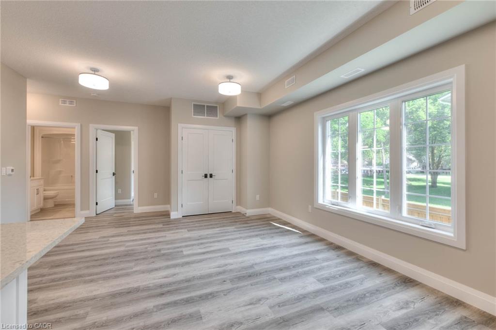 3-33 Murray Court Property Photo 12