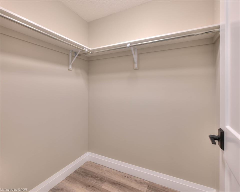 3-33 Murray Court Property Photo 21