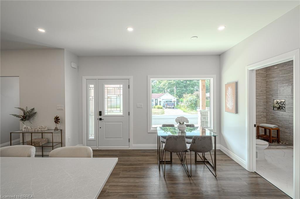 51 Brown Street W Property Photo 8