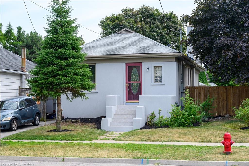 258 Brucedale Avenue E Property Photo 1