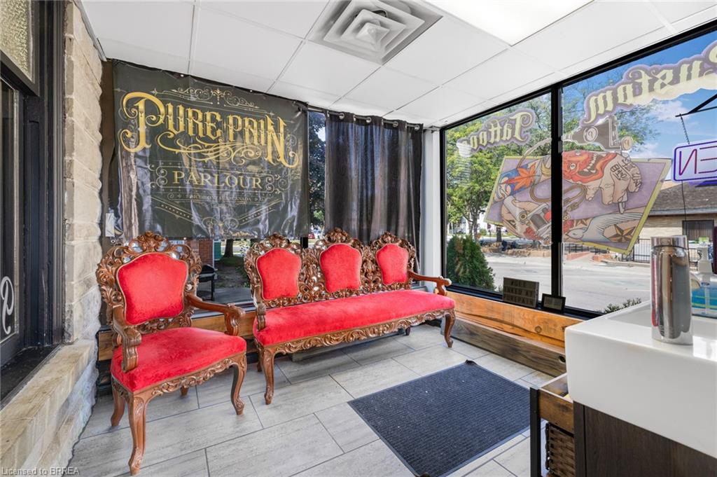 96 Court Street Property Photo 3