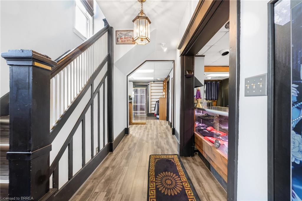 96 Court Street Property Photo 6