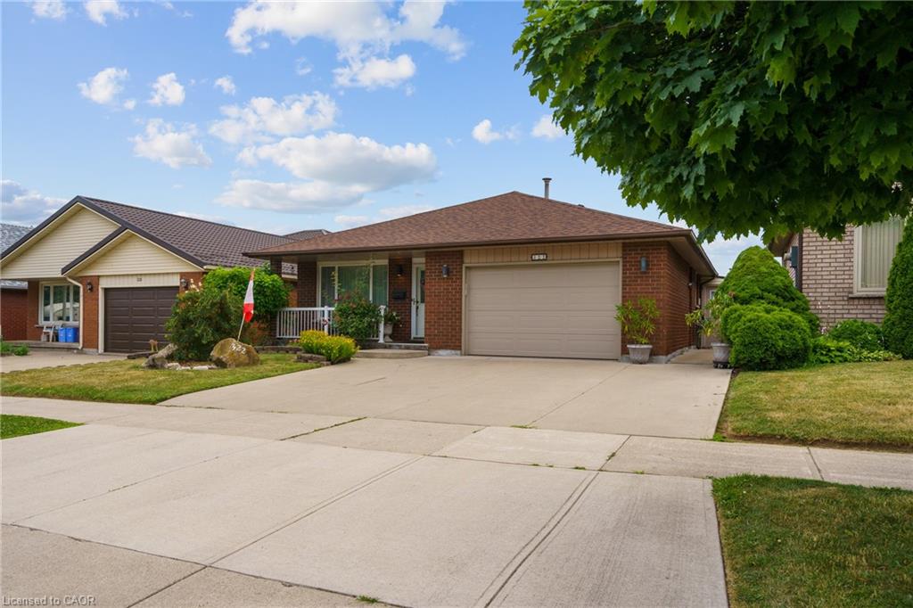 322 Stone Church Road E Property Photo 2