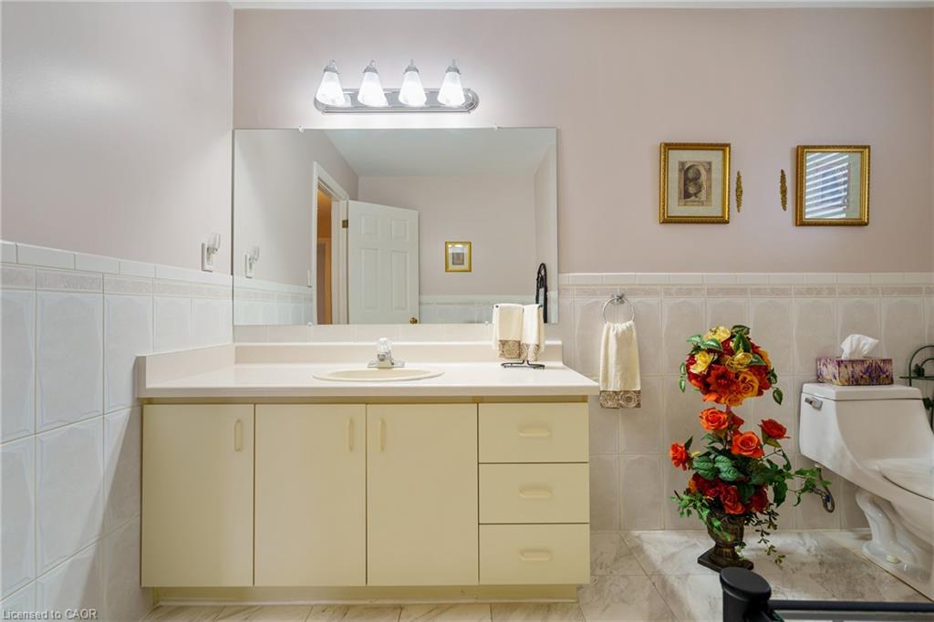 322 Stone Church Road E Property Photo 31