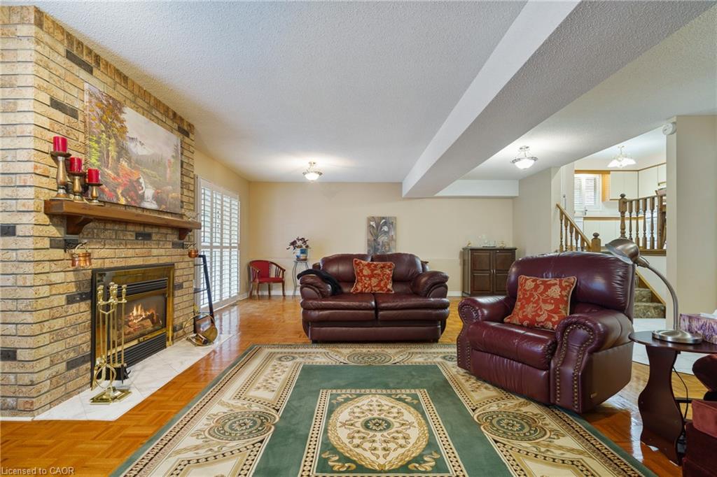 322 Stone Church Road E Property Photo 35