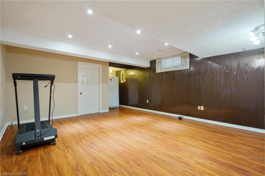 322 Stone Church Road E Property Photo 37