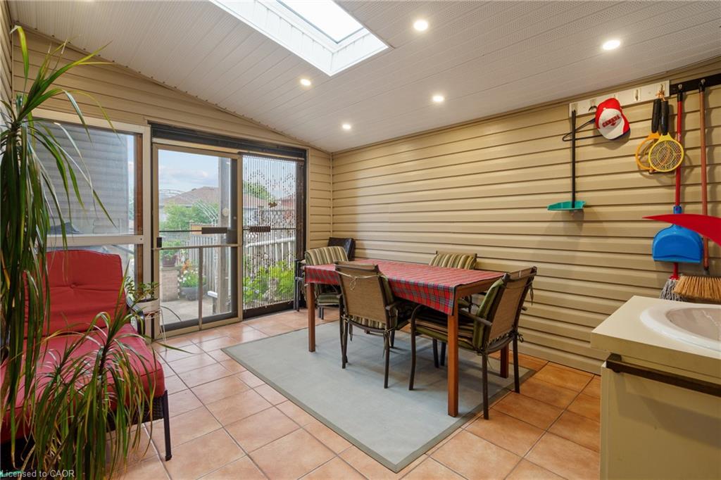 322 Stone Church Road E Property Photo 43