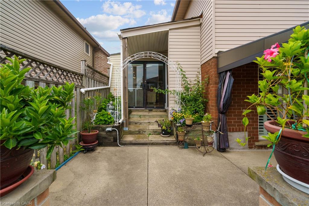 322 Stone Church Road E Property Photo 50