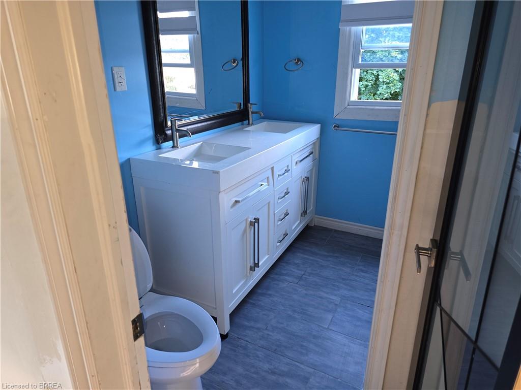 541 Burtch Road Property Photo 27