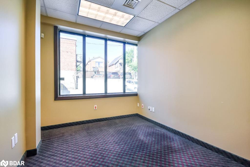 19 Front Street N Property Photo 10