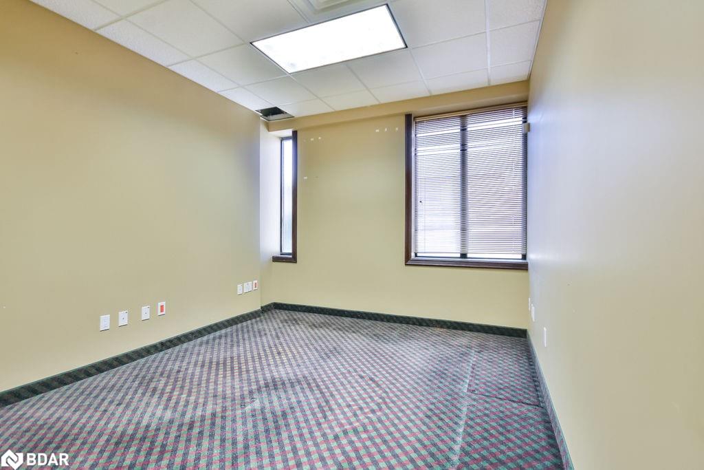 19 Front Street N Property Photo 11