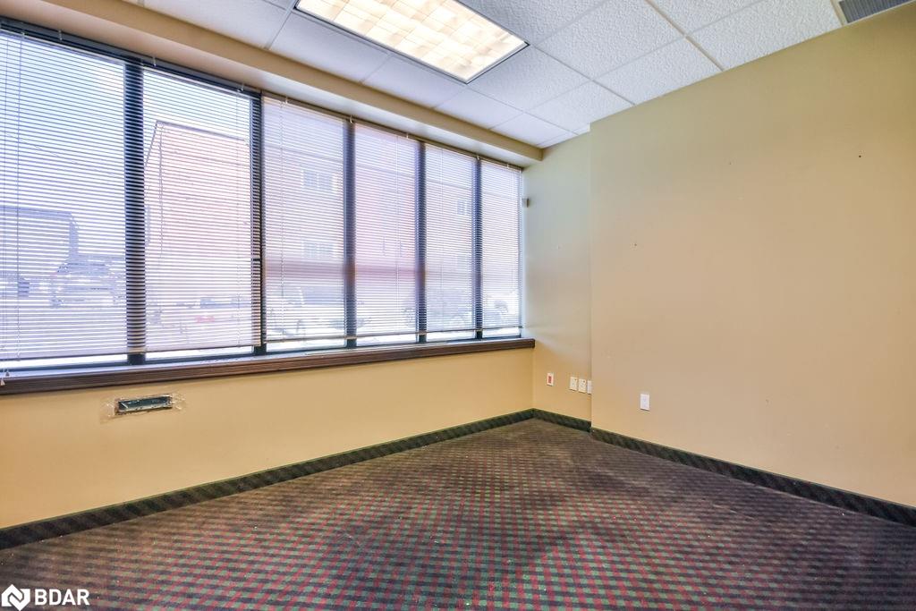 19 Front Street N Property Photo 13