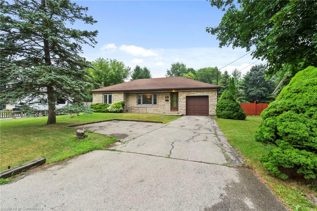 265 Fiddlers Green Road Property Photo 1