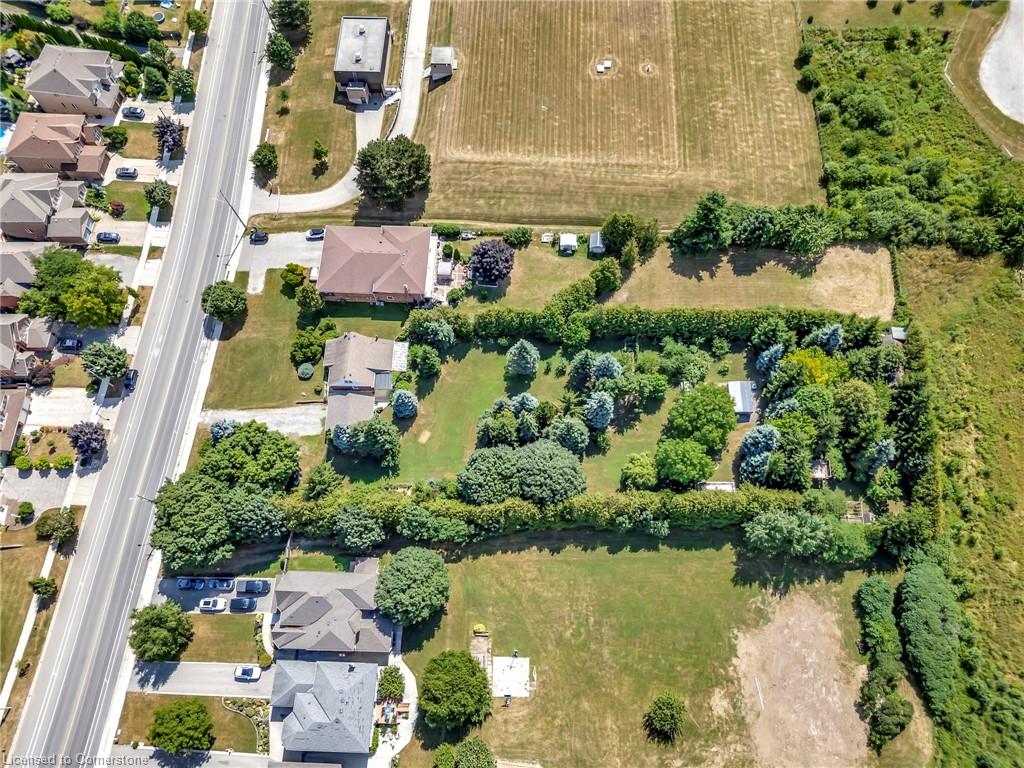 317 Highland Road W Property Photo 3