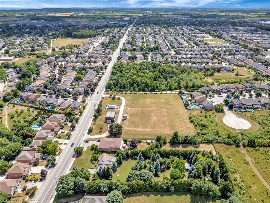 317 Highland Road W Property Photo 9