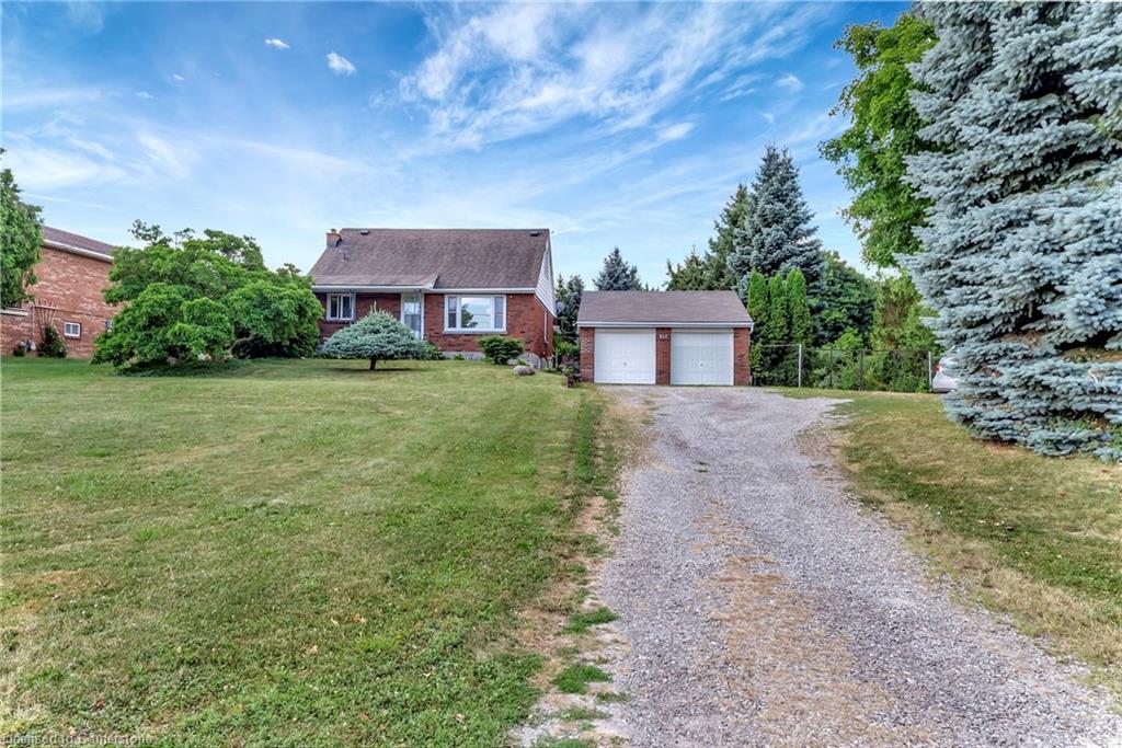 317 Highland Road W Property Photo 13