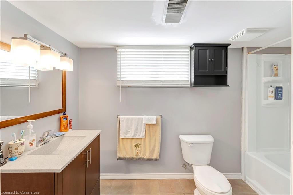 317 Highland Road W Property Photo 39