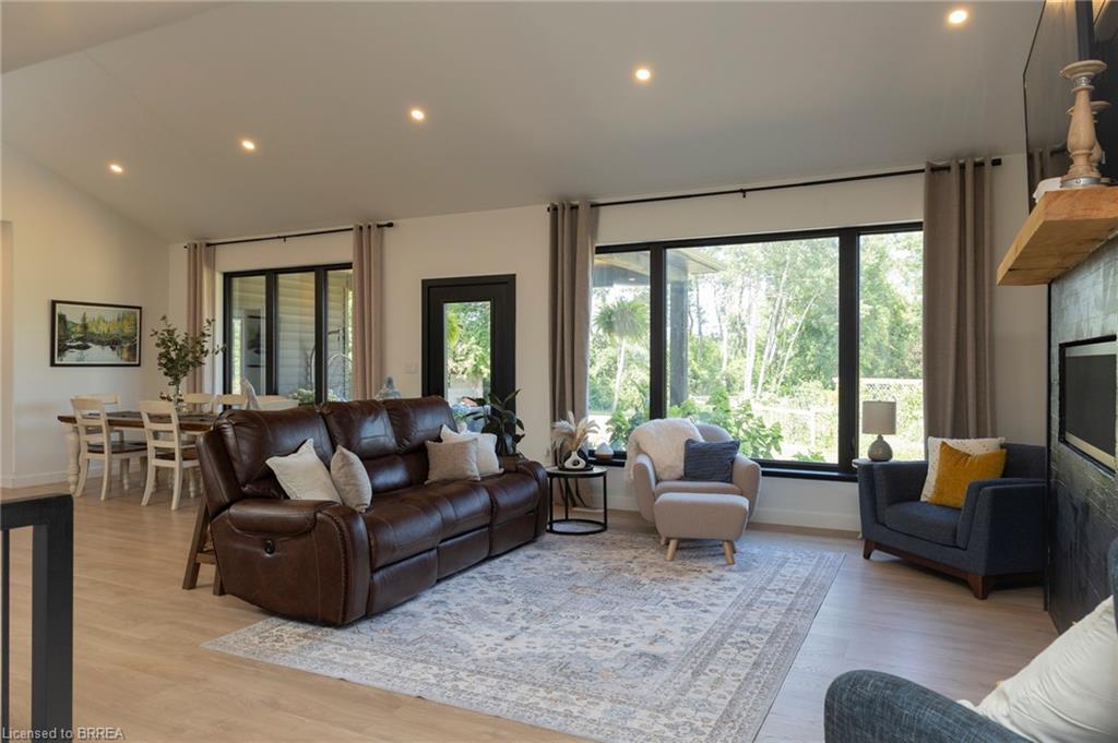 16 Forman Street Property Photo 12