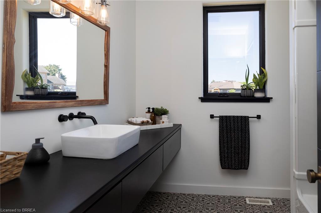 16 Forman Street Property Photo 20