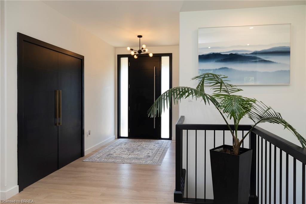 16 Forman Street Property Photo 23