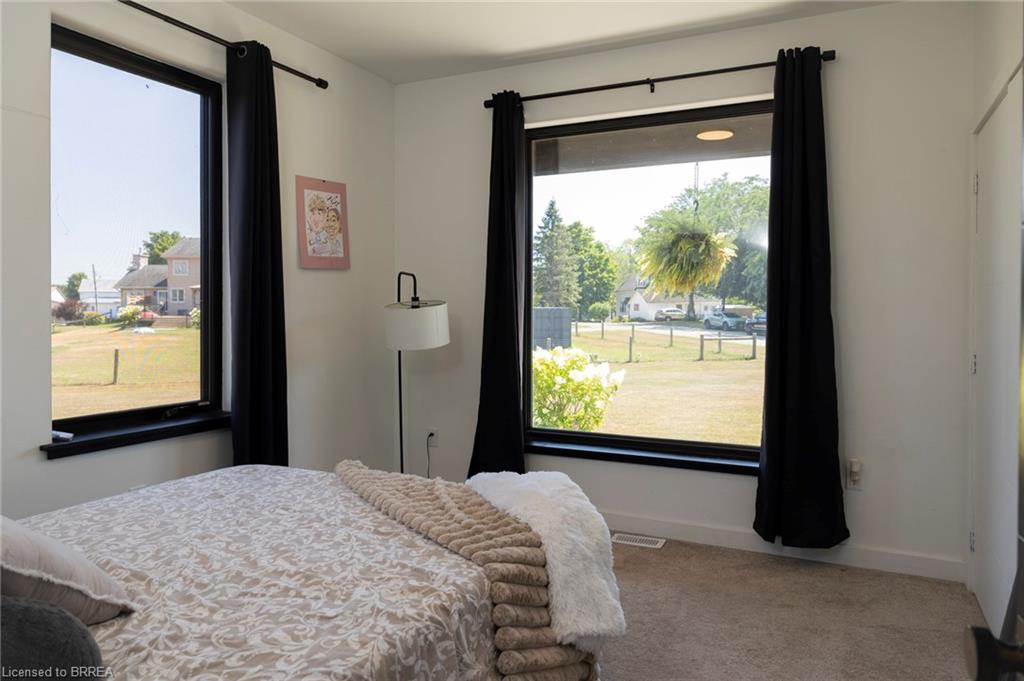 16 Forman Street Property Photo 24