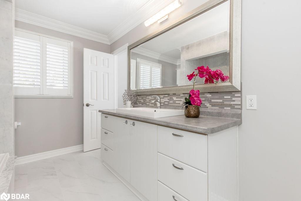 3 Stanley Avenue Property Photo 29