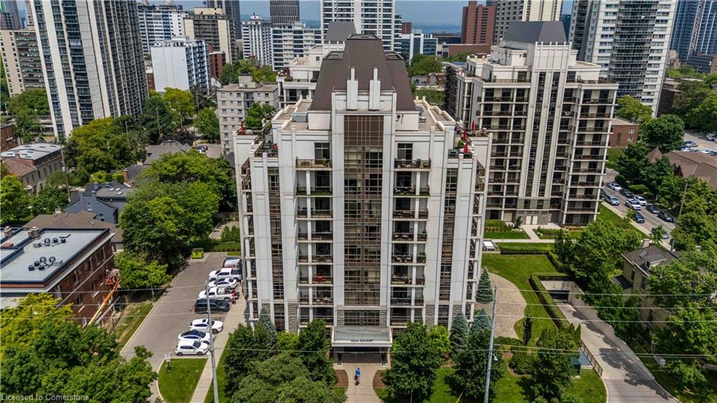409-90 Charlton Avenue W Property Photo 1