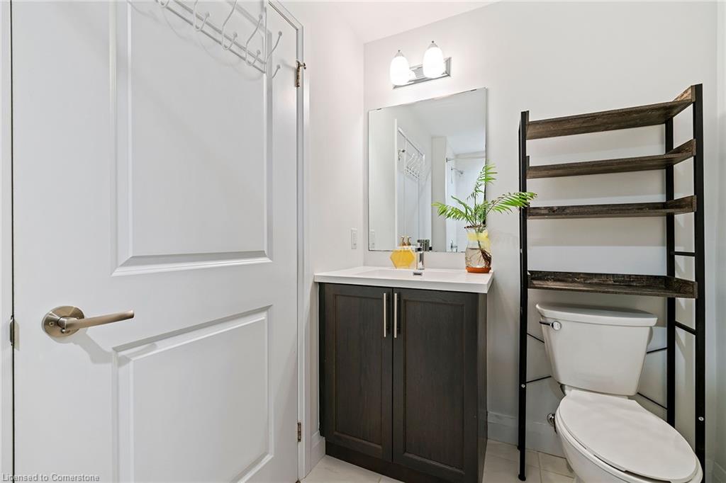 228-1 Redfern Avenue Property Photo 14