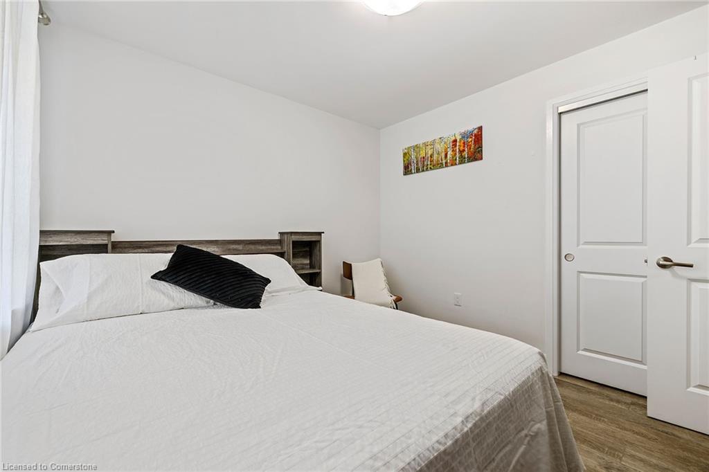 228-1 Redfern Avenue Property Photo 16