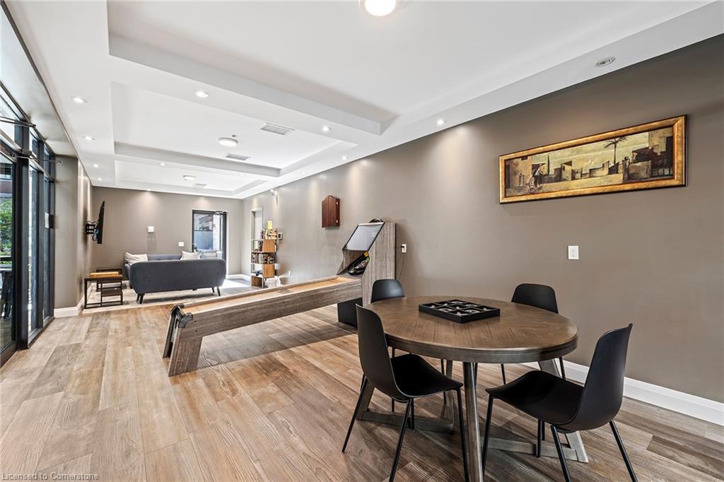 228-1 Redfern Avenue Property Photo 24