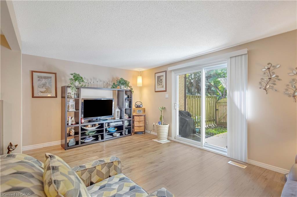 40-215 Glamis Road Property Photo 2