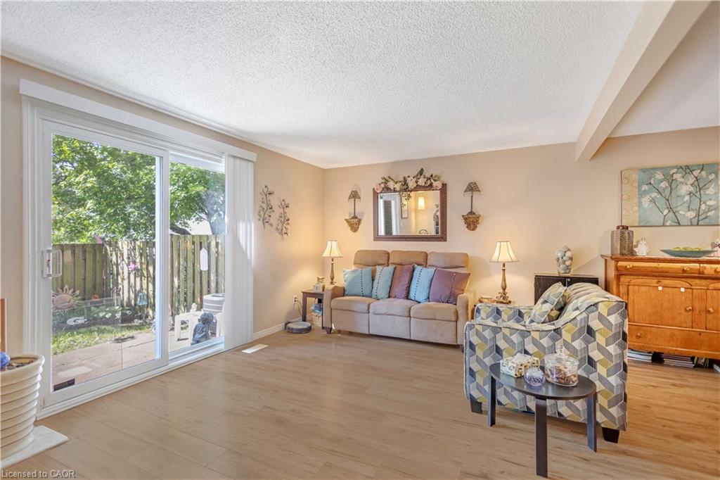 40-215 Glamis Road Property Photo 3