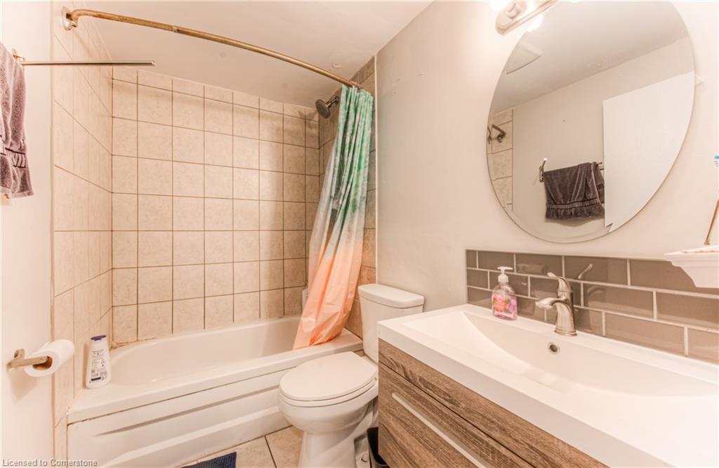 210-55 Green Valley Drive Property Photo 15