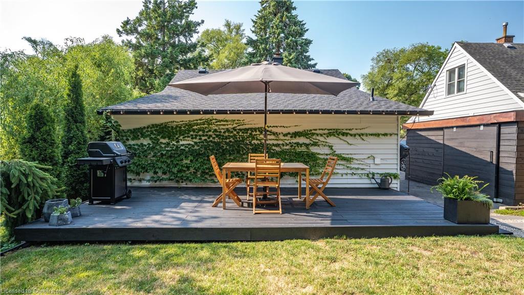 102 Spadina Road E Property Photo 14