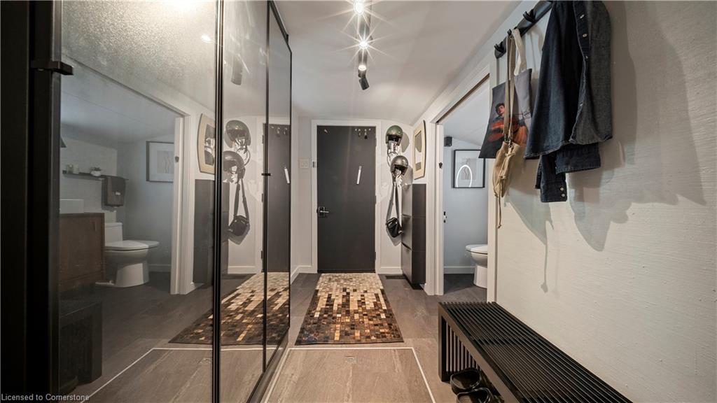 102 Spadina Road E Property Photo 23